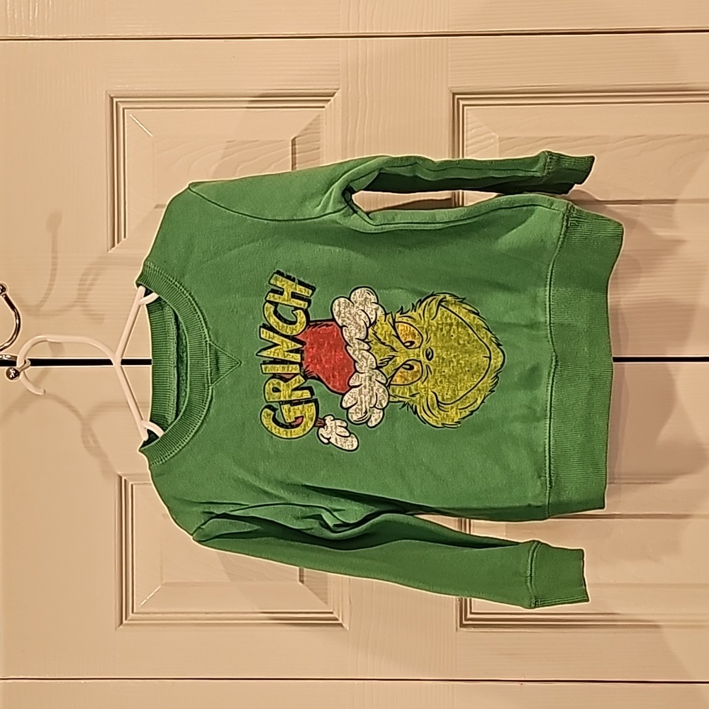 Grinch sweatshirt size 4t